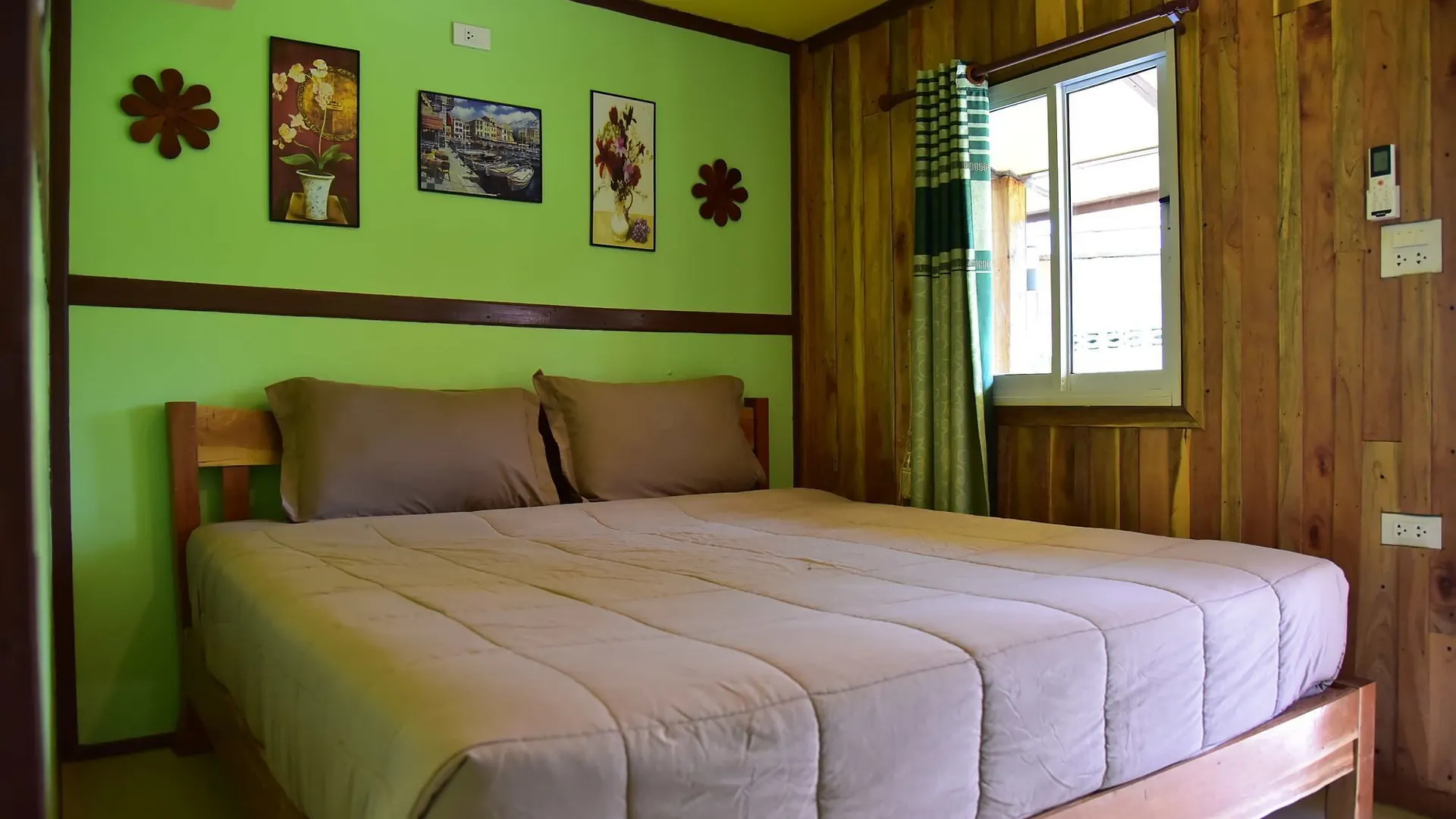 Baan San Sa Sin Hotel Koh Lanta Thailand